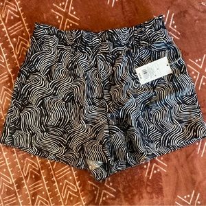 NEW-  A New Day High Rise Linen Pull On Shorts Black Abstract (Small)